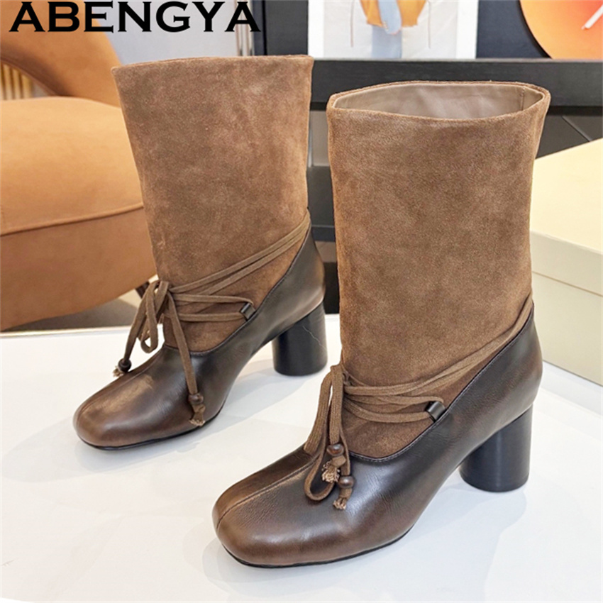 Ethnic Fashion Week - ABENGYA Chunky Heel Mid-Calf Stiefel für