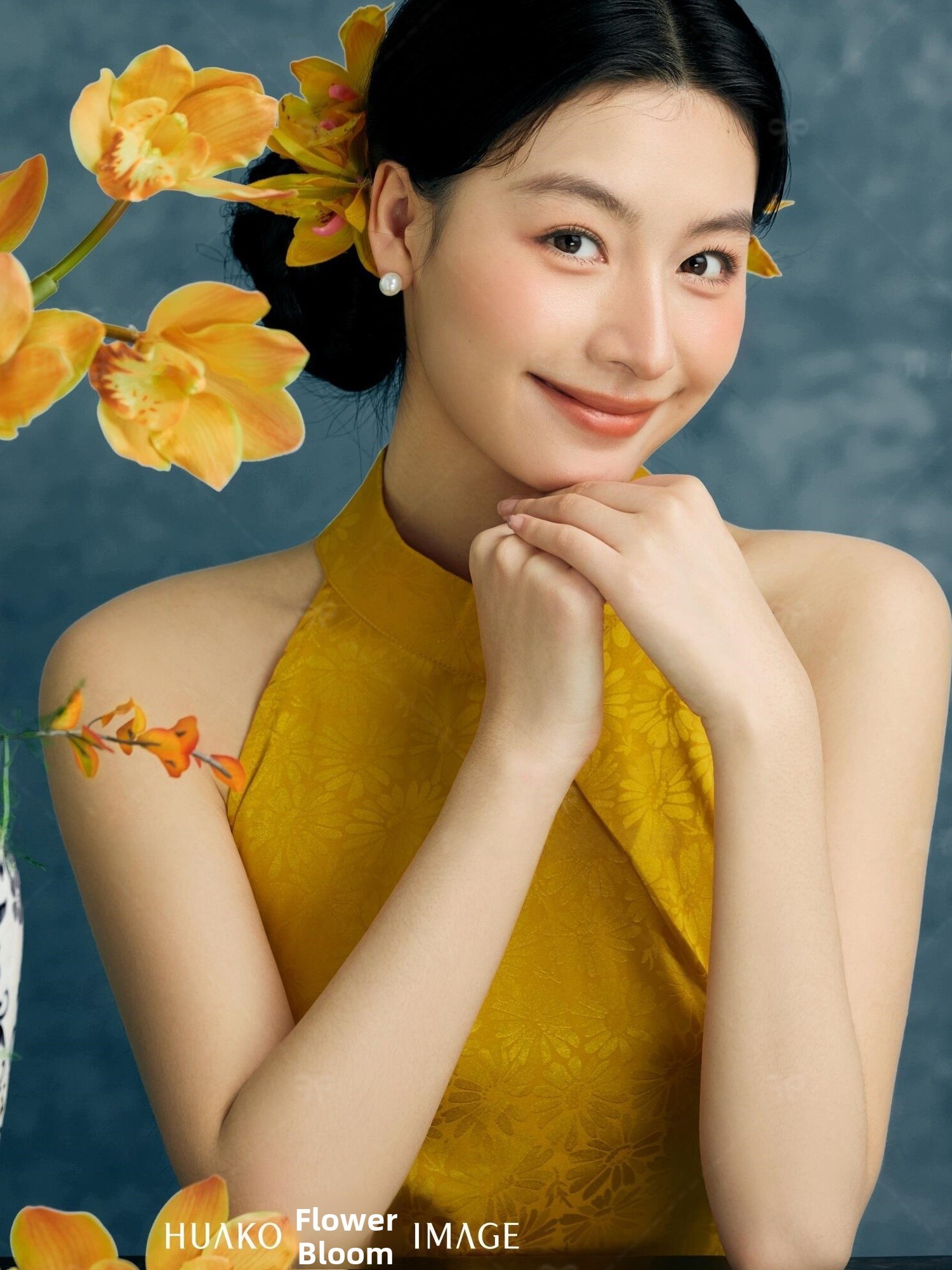 Gelbes Fotografie-Kostüm im ch – Ethnic Fashion Studio Bewertung und Preis